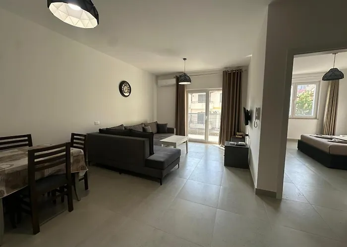 Seaside Apartment *